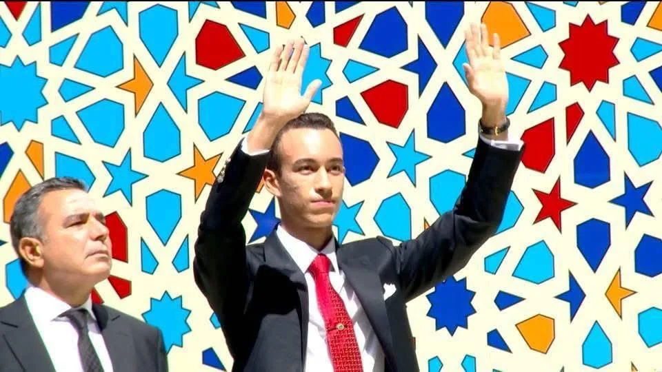 ولي العهد الأمير مولاي الحسن يشارك في افتتاح كأس أمم إفريقيا بحضور رئيس جزر القمر