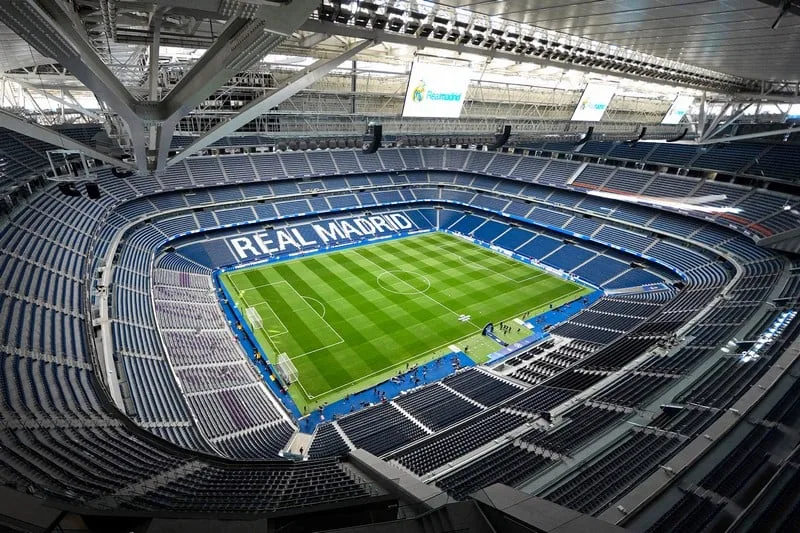 حسب صحيفة إسبانية:     سانتياغو برنابيو يتصدر الترشيحات لاحتضان نهائي كأس العالم 2030