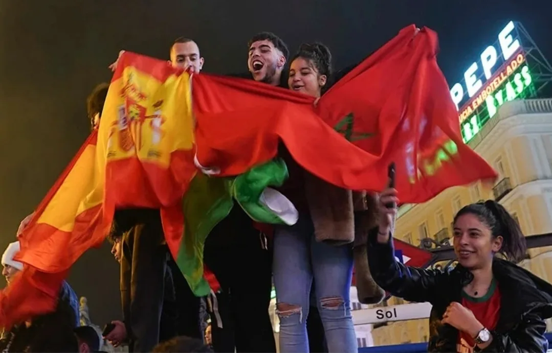 المغاربة في صدارة الجاليات الأجنبية بإسبانيا… رقم قياسي جديد يرفع سكان البلاد إلى أعلى مستوى في تاريخها