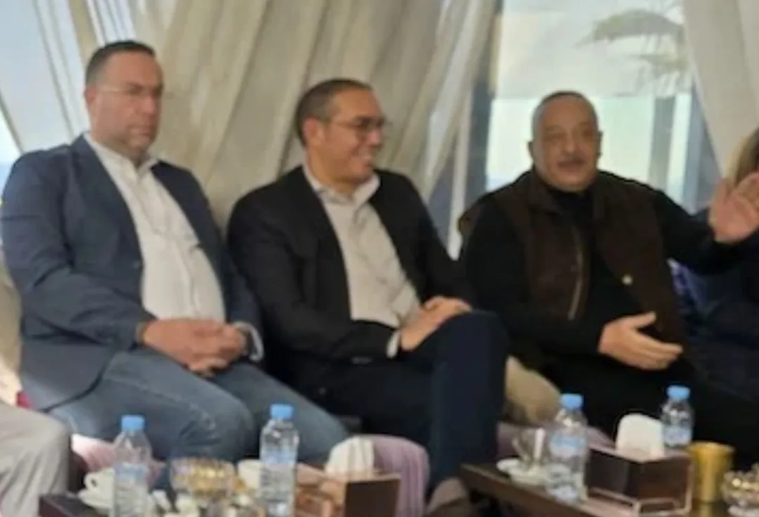 الحسيمة :      أوزين يصدم الأعرج وبوجير بعدم الرد … وصراع السيطرة داخل “الحركة الشعبية” في الإقليم يشتعل !