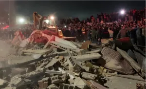 فاس :    حصيلة أولية لإنهيار عمارتين … 7 قتلى و 13 جريحا في وضع خطر