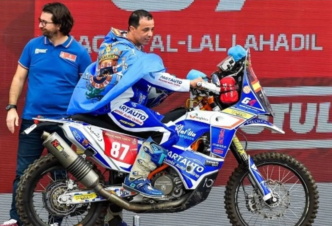 المغربي رشيد علال يرفع راية الرياضات الميكانيكية.. ويمثل مليلية المحتلة في رالي داكار 2026