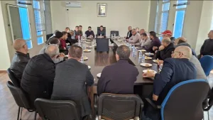 الحسيمة … فضيحة تزوير تهز إجتماع مجلس الجماعات “المنارة” … عبث السلطة وتلاعب رئيس الدائرة