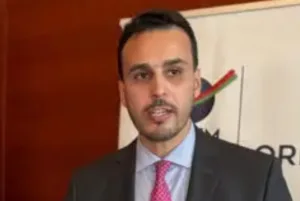 الناظور تهتزّ على وقع عبث تدبيري … لوبيات تتلاعب بقافلة دعم المقاولات وتختطف المركز الجهوي للاستثمار بالشرق !