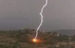 صاعقة رعدية تنهي حياة سيدة بضواحي تطوان