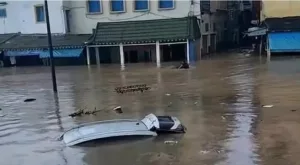 آسفي تغرق تحت الأمطار … فيضانات مباغتة تغطي الشوارع والمنازل وتكشف عجز البنية التحتية