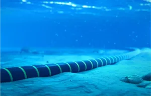 تدشين كابل بحري يربط الناظور بمارسيليا لتعزيز الاتصالات والتحول الرقمي بالمغرب