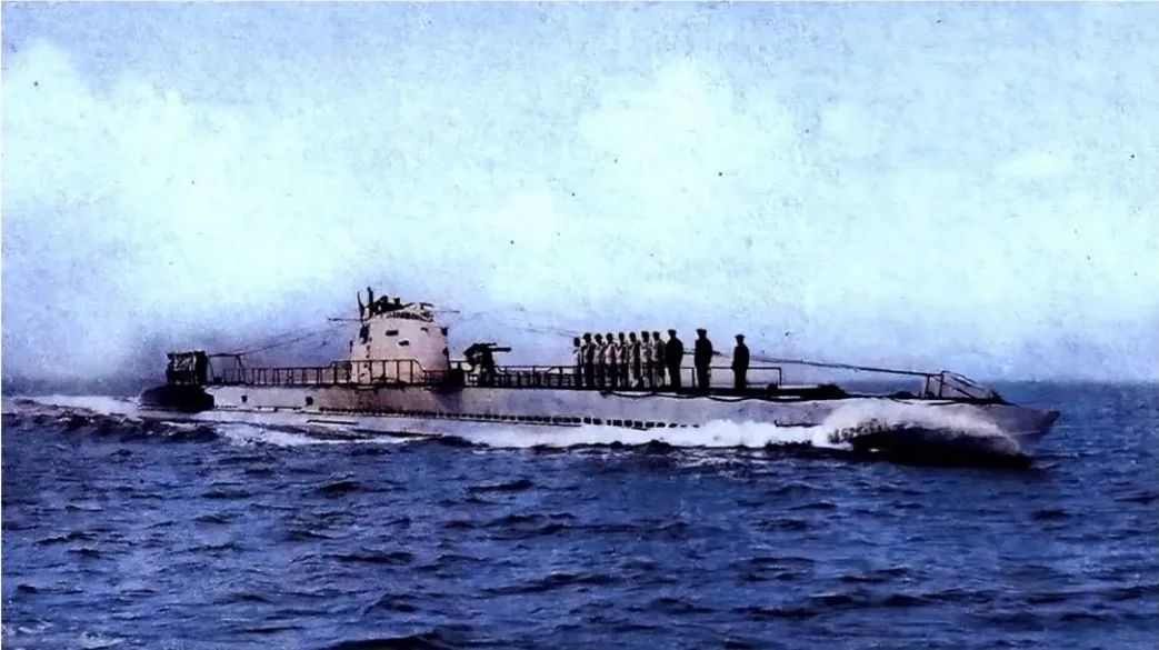 مثير : العثور على غواصة فرنسية غارقة قبالة سواحل الجديدة !