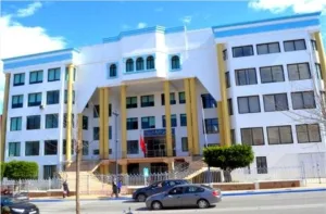 الحسيمة :   فضيحة سيارات الجماعة … حادثة بولحجل وكراج القمراوي في قلب الجدل، ومدير المصالح تحت المجهر !