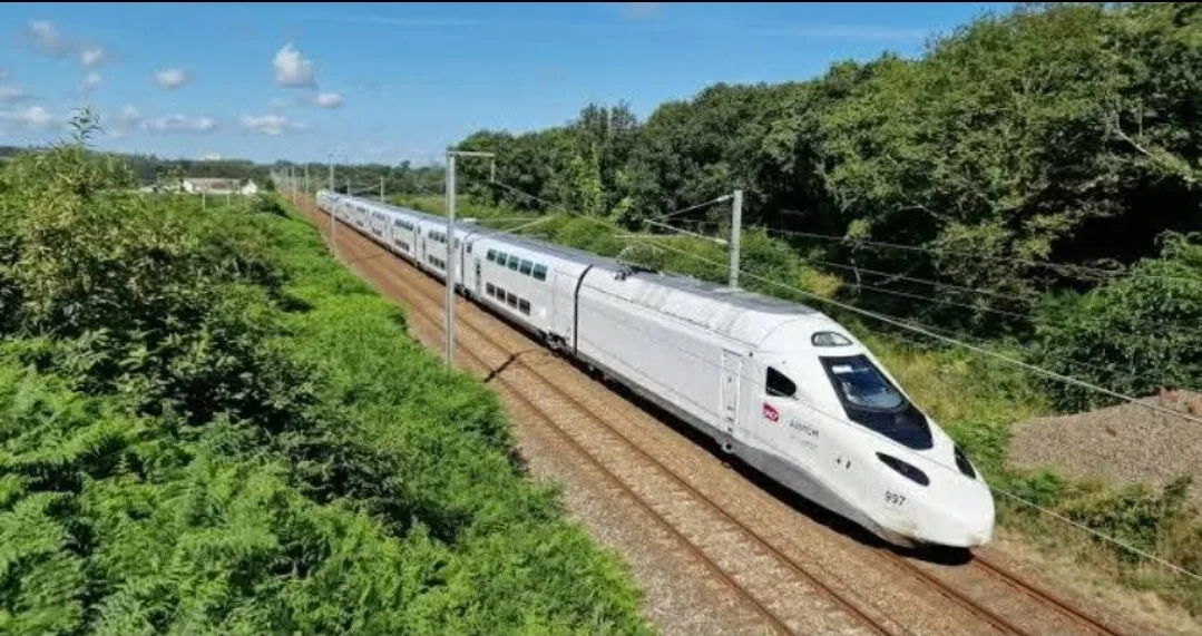 تتجاوز 500 كيلومتر في الساعة :    فرنسا تدشن جيلاً جديدًا من القطارات الفائقة السرعة مزدوجة الطوابق ابتداءً من فاتح يوليوز