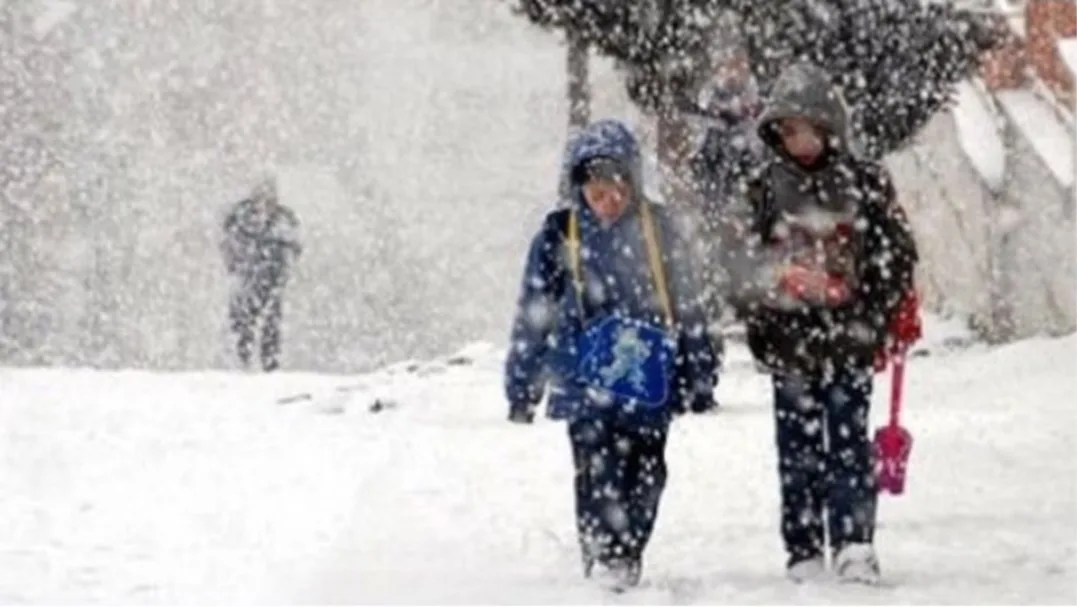 تعليق الدراسة بإقليم تارودانت بسبب سوء الأحوال الجوية