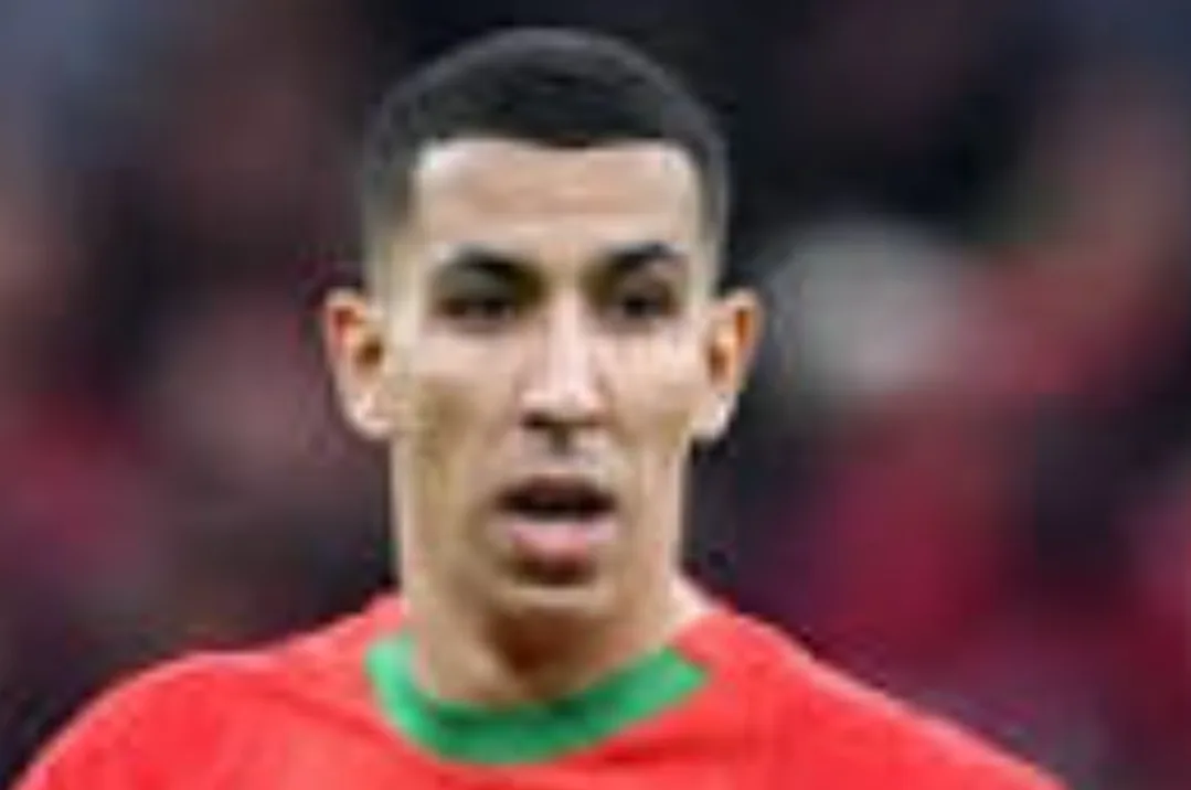 أزمة وسط ودفاع “الأسود”:    تراجع أمرابط وأخطاء اليـاميق يفضح فشل الرهان التقني عند الركراكي