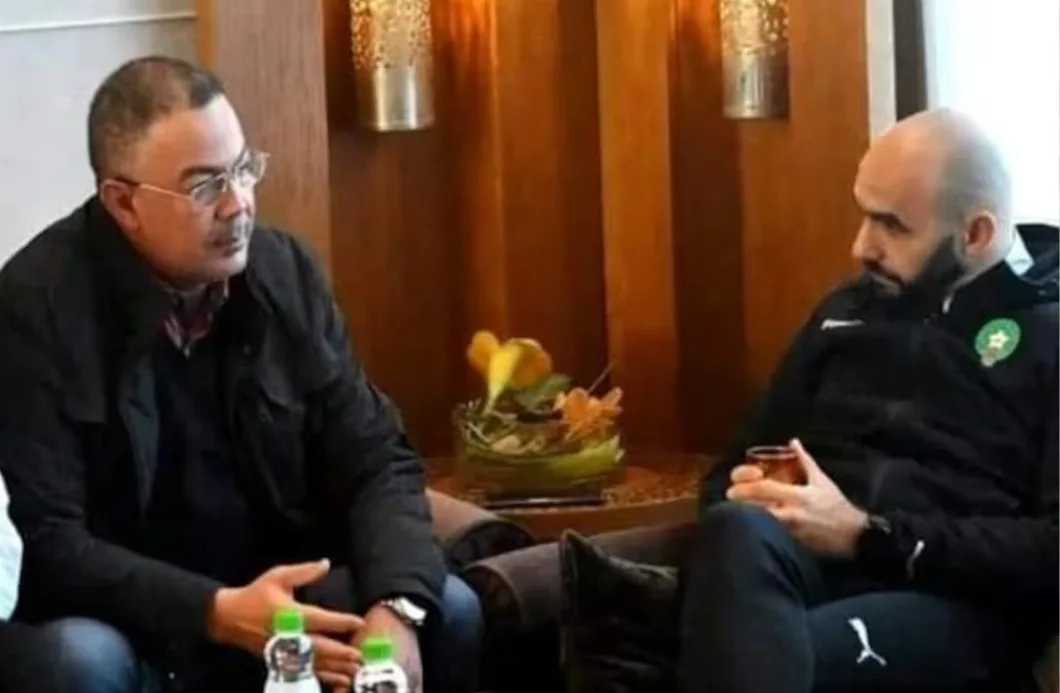 بعد اجتماعه المثير مع لقجع … الركراكي للمغاربة الغاضبين :     سأفوز بكأس إفريقيا للأمم