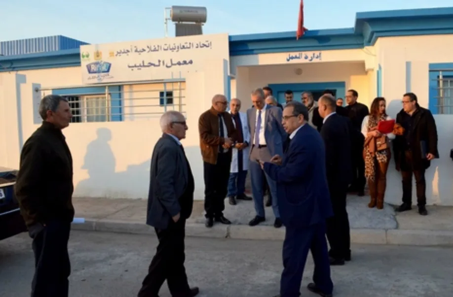 إمزورن :     معاناة متواصلة لعمال وفلاحي معمل الحليب … مشروع ملكي متعثر !!