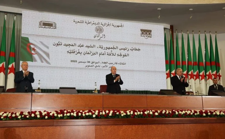 تبون يجدد دعم الجزائر للبوليساريو بلغة جديدة ويصف نزاع الصحراء بـ“قضية تقرير مصير”