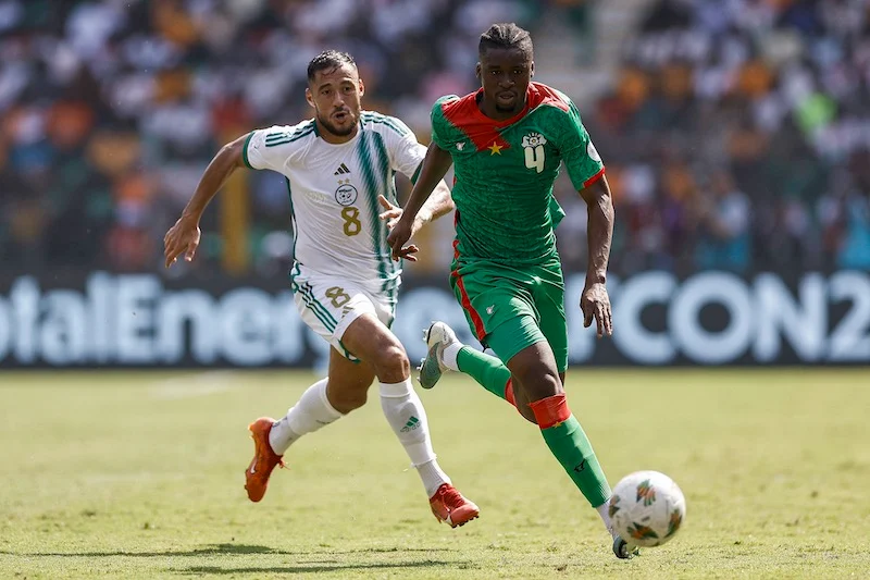 موقعة نارية بين الجزائر وبوركينافاسو لحسم بطاقة التأهل في “كان المغرب 2025”