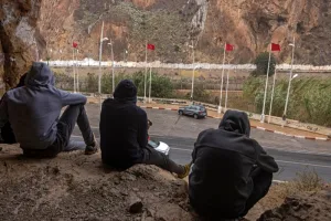 ذكرى طرد المغاربة من الجزائر تعود إلى الواجهة ومطالب بالاعتذار وجبر الضرر