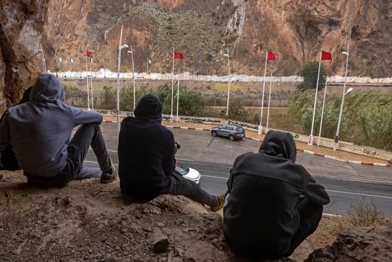 ذكرى طرد المغاربة من الجزائر تعود إلى الواجهة ومطالب بالاعتذار وجبر الضرر