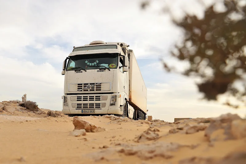 ارتفاع أسعار المحروقات يربك قطاع النقل الطرقي ويهدد استقرار أسعار المواد الاستهلاكية