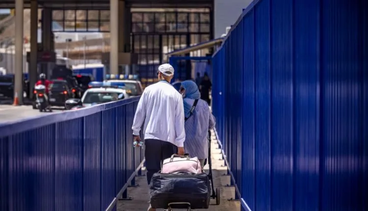 جمعية مستخدمي معبر تاراخال تطالب بإلغاء شرط التأشيرة وتعيد مطلب فتح الحدود أمام سكان الناظور وتطوان