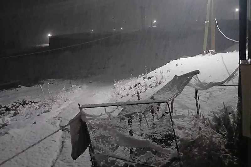 درعة تافيلالت تواجه موجة برد قارس… مناشدات عاجلة لإيواء المشردين