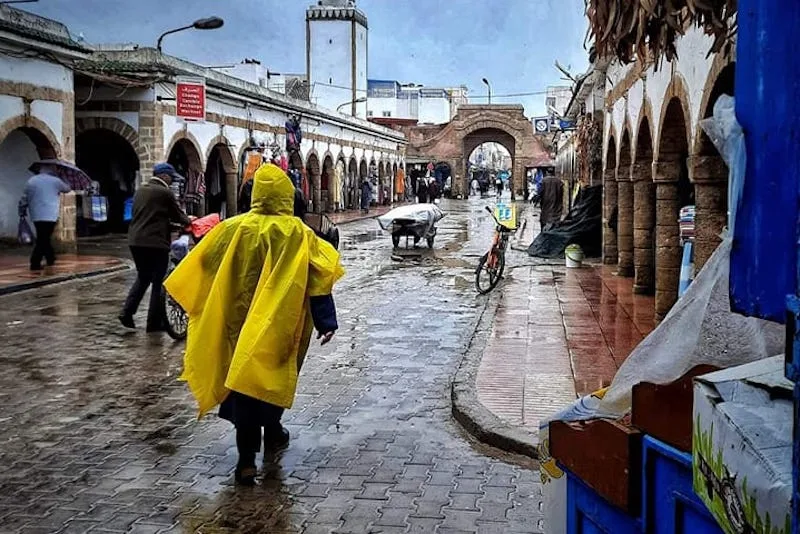 الصويرة تُعلق الدراسة بجميع المؤسسات التعليمية بسبب سوء الأحوال الجوية