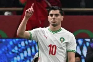 رغم توهّجه الإفريقي… “السي إبراهيم” يربط مستقبله بالمجهول داخل ريال مدريد الذي ما يزال يُهمِّشه!