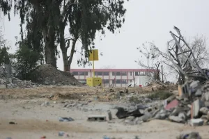 مقتل فلسطيني في غزة وتصاعد الأزمة الإنسانية جراء الهجمات الإسرائيلية