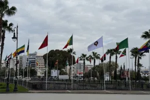 طنجة تستعد بحماس لاستقبال كأس إفريقيا 2025 وتزين شوارعها بروح البطولة