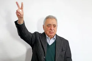 جدل قانوني حول حالة اعتقال النقيب السابق محمد زيان وشروط إدماج العقوبات