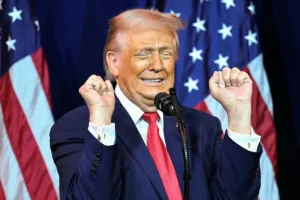 ترامب يسخر من مادورو ويتهمه بالقتل والتعذيب خلال احتفال بالقبض عليه