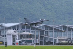 تايوان توقف مؤقتاً أسطول إف-16 بعد فقدان طيار خلال مهمة تدريبية