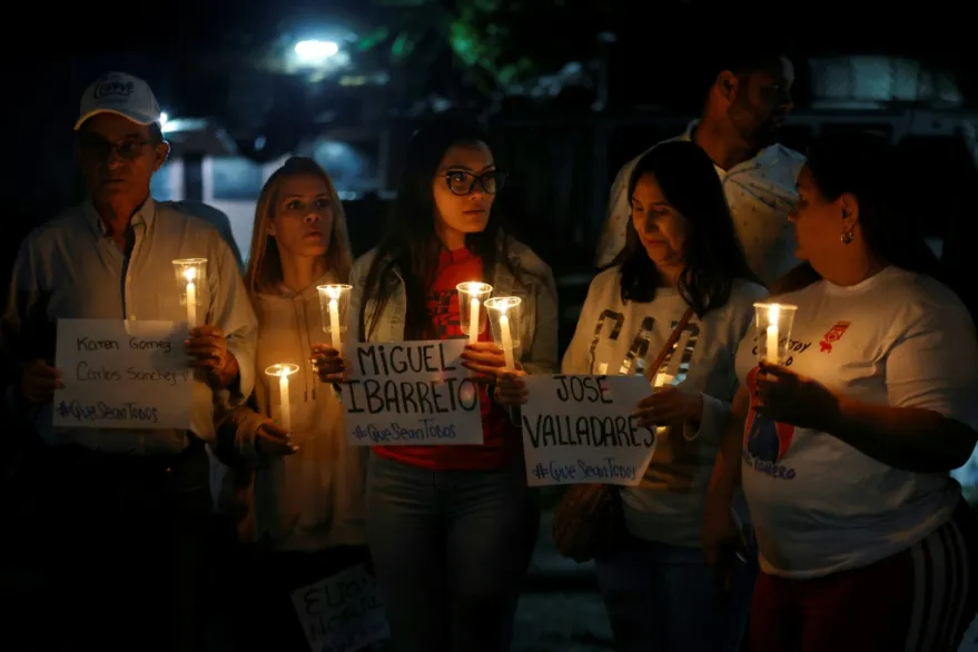 واشنطن تدعو رعاياها لمغادرة فنزويلا ومادورو يؤكد من سجنه في نيويورك أنه “بخير”