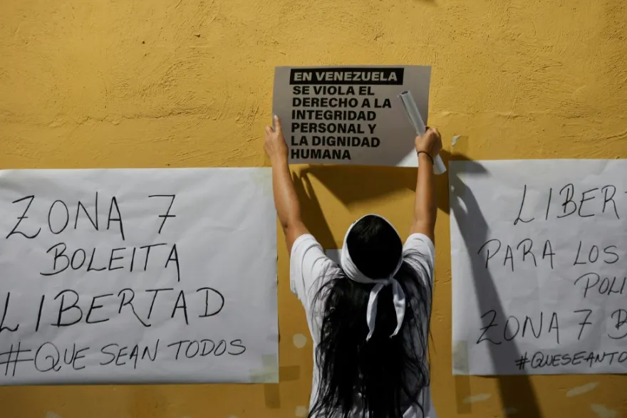 فنزويلا تبدأ الإفراج عن أميركيين وتعيد فتح منصة “إكس” بعد سقوط مادورو