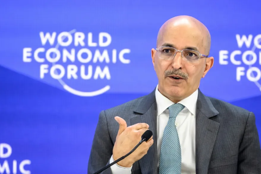 وزير المال السعودي: نفط فنزويلا لن يغيّر معادلة السوق العالمية