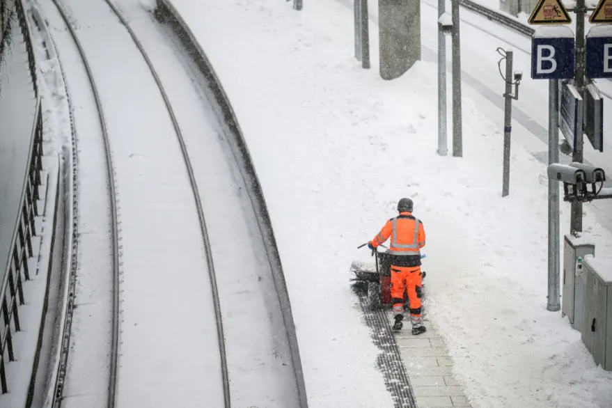 عاصفة «كريستن» تحصد أرواحًا وتخلّف خسائر واسعة في البرتغال