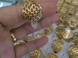 عاجل: الذهب يتجاوز 4,880 دولارًا للأونصة لأول مرة في التاريخ ، وفي المغرب يصل إلى 1550 درهم لغرام واحد