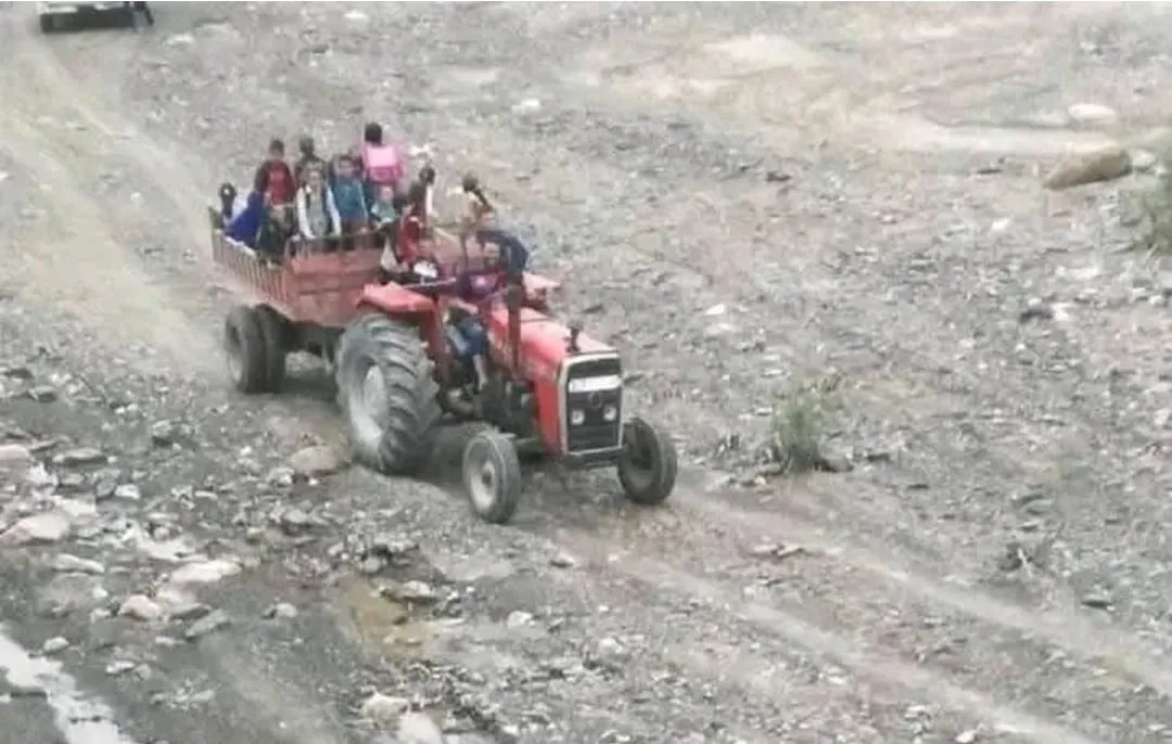 الحسيمة :   بجماعة اربعاء تاوريرت تكرار نفس الوجوه السياسية يفاقم العزلة ويغيّب التنمية