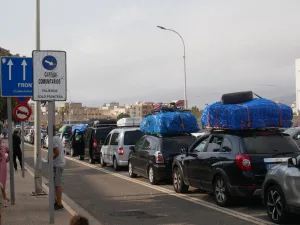 فوضى العبور بمعبر مليلية تكشف فشل مشروع “الحدود الذكية” الإسباني