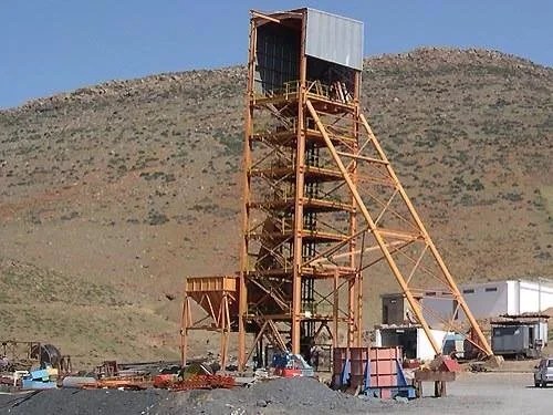 ريرت : تحركات نقابية لحماية منجم جبل عوام وضمان استمراريته وسط أزمة مالية وتنظيمية