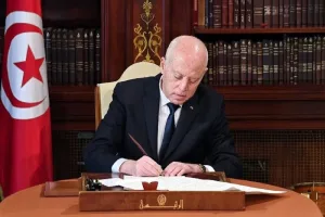 المنظمة التونسية للشغل: تونس تعيش “أسوأ أزمة منذ الاستقلال” وتدعو إلى رحيل قيس سعيد