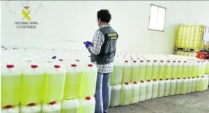 إسبانيا :      توقيف مغربيين في عملية نوعية لإمداد زوارق تهريب المخدرات بالوقود والمؤونة