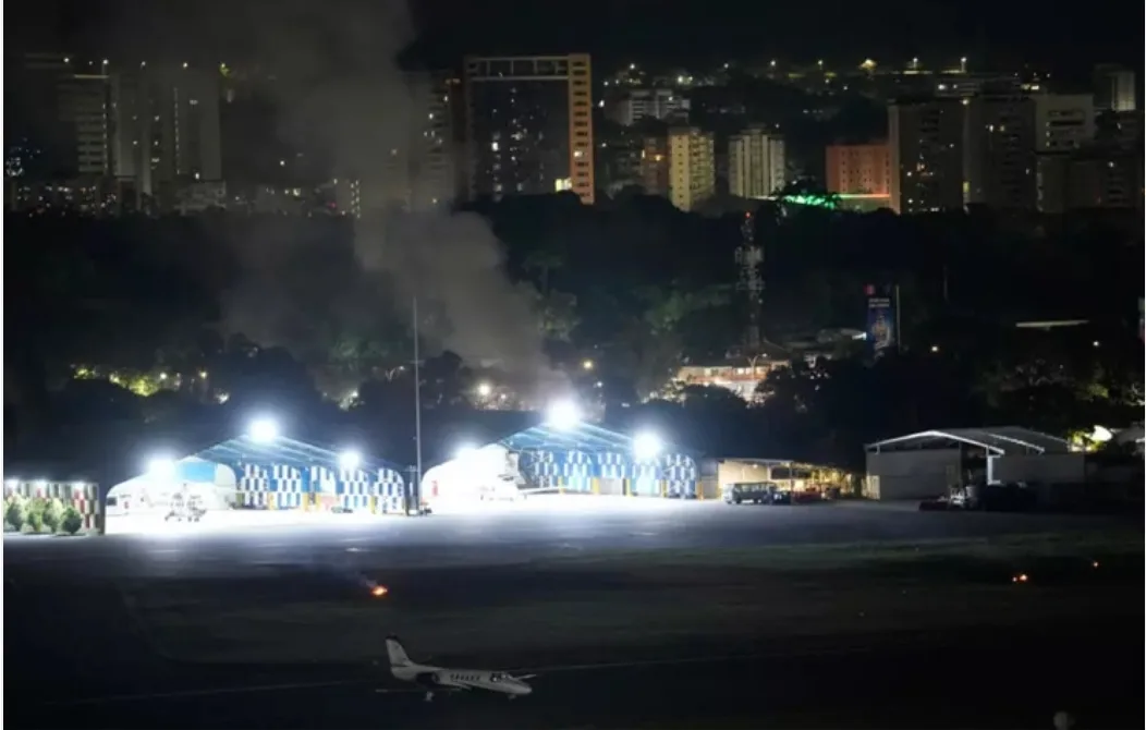 أمريكا تشن ضربات عسكرية ضد فنزويلا بسبب ممارسات إجرامية للديكتاتور مادورو