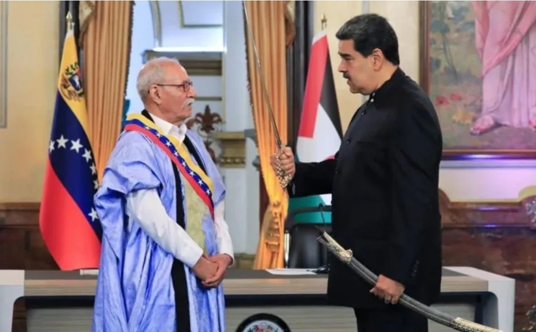 الرباط :   غوغاء باسم “التضامن” … وقفة لنصرة الديكتاتور مادورو تكشف وجوهًا اعتادت الاصطفاف ضد قضايا المغرب