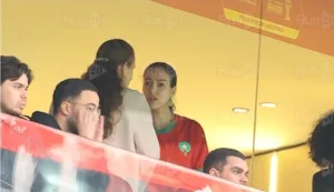 حضور الأميرة للا سلمى وإبنيها ولي العهد مولاي الحسن وللا خديجة مباراة المنتخب المغربي وتنزانيا