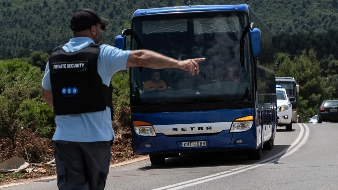 تفكيك شبكة نقل مهاجرين سريّين بين برشلونة وباريس… سائقون بشركات دولية كانوا يتقاضون 400 يورو عن كل مهاجر