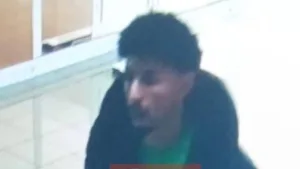 برشلونة تحت الصدمة :     جريمة أسرية مروّعة في كاليلا … مغربي يقتل شريكته ويصيب حماته إصابة خطيرة