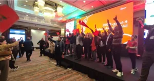 أطباء مغاربة ومن دول إفريقية يحتفلون في البيضاء بمرور المنتخب المغربي لنصف نهائي الكان