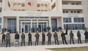 وجدة :      فيديو مثير لفوضى وعربدة “مافيا العقار” … شكاوى تروي حقائق مرعبة ومطالبة بتحقيق قضائي عاجل