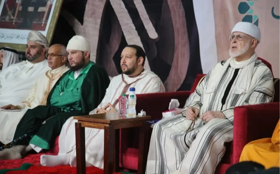 بركان :     الزاوية القادرية البودشيشية ترد على مقال “كواليس الريف” بخصوص الإعتداء على مصلين